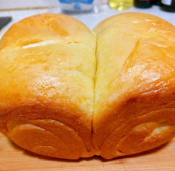 香濃美味的超級柔軟的面包，大人小孩都愛吃，快來學一下